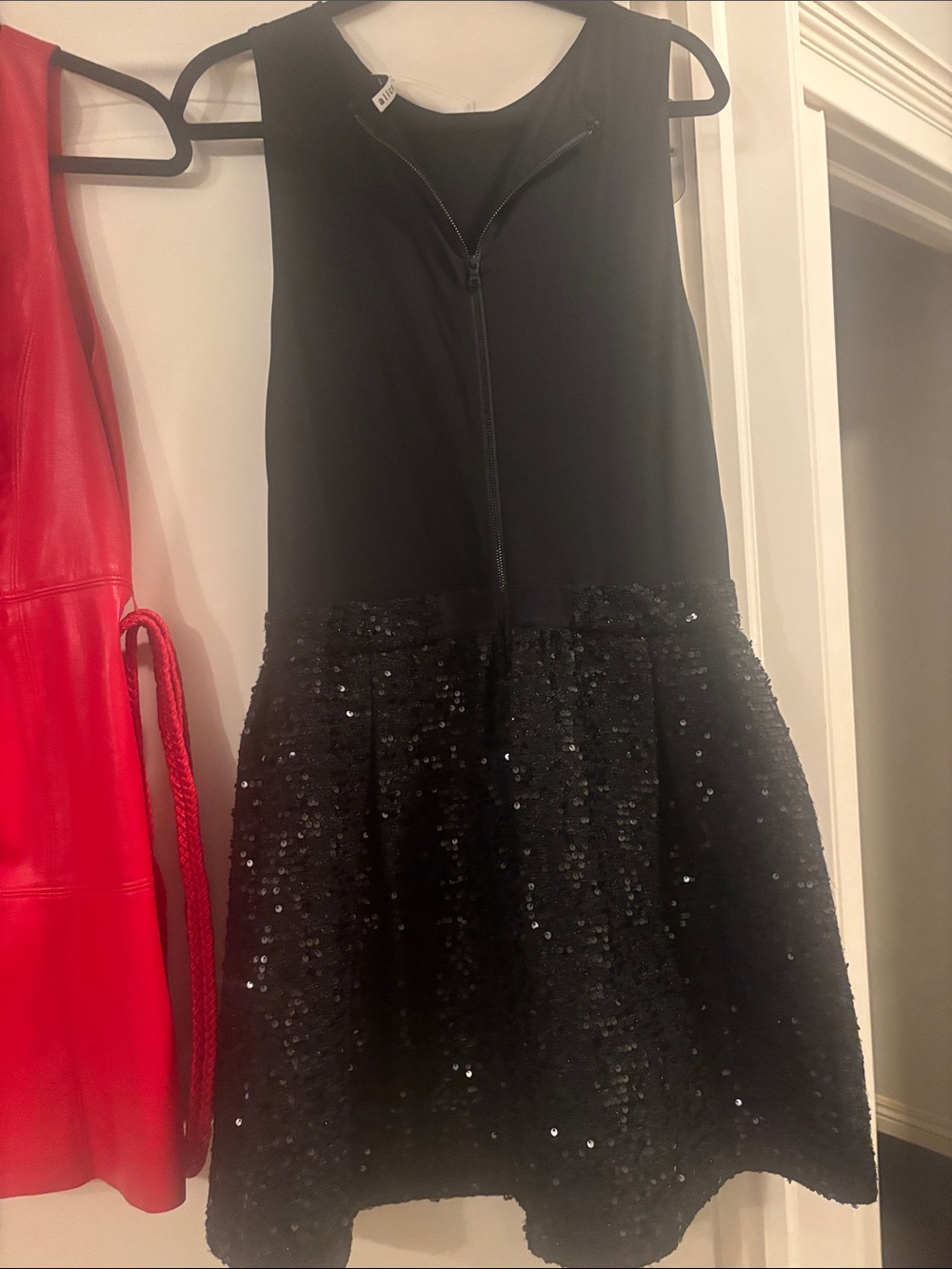 Alice + Olivia Black Sleeveless Sequin Midi Dress